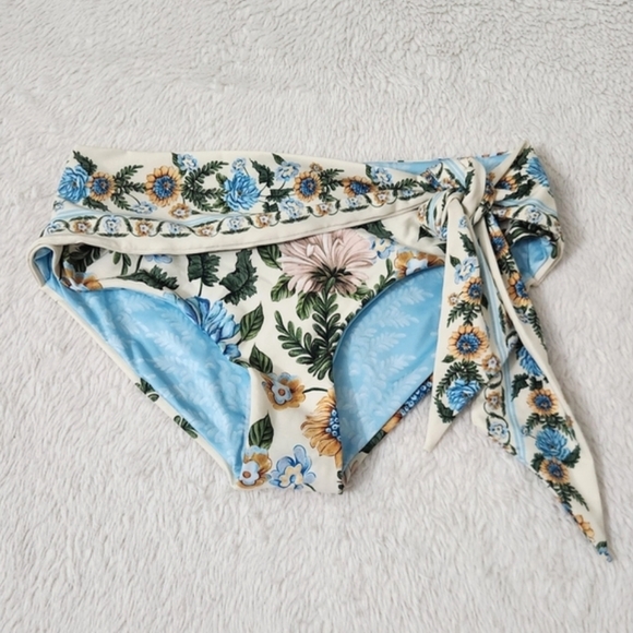 New!Agua Bendita Perla Aine Floral  Bikini Bottom - Picture 5 of 11
